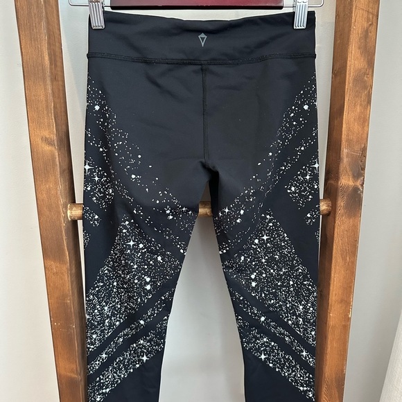 Ivviva by lululemon black leggings - Picture 4 of 7